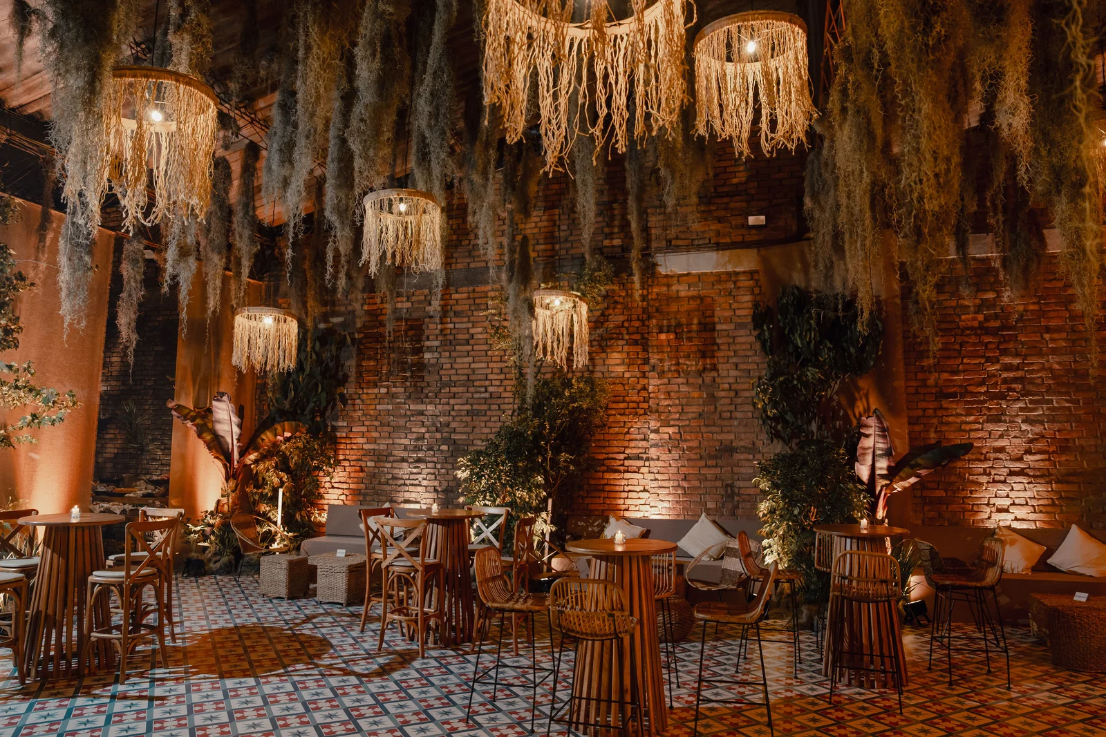 Daniela y Daniel · Una bodega en Bogotá